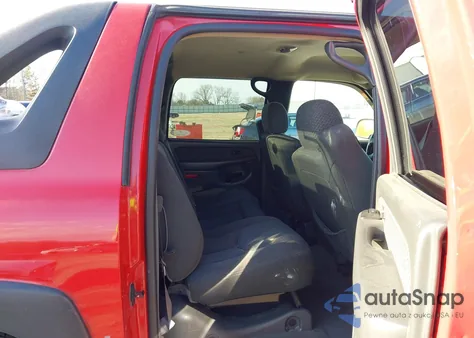 2004 Chevrolet Avalanche 1500 z USA, uszkodzony, nr VIN 3GNEC12T24G120790